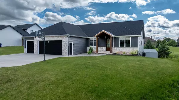 1871 DALLAS LANE, De Pere, WI 54115