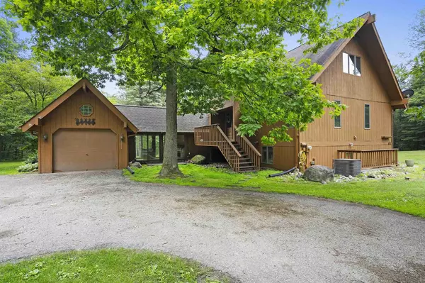 Crivitz, WI 54114,W9158 BEAR CREEK ROAD