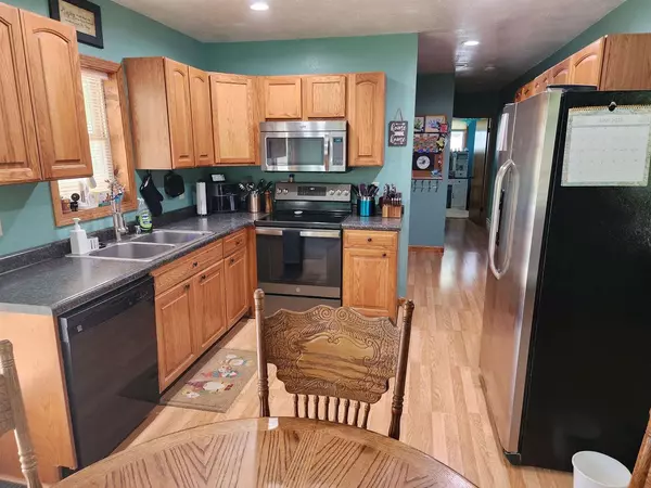 Waupaca, WI 54981,E1761 AMY STREET