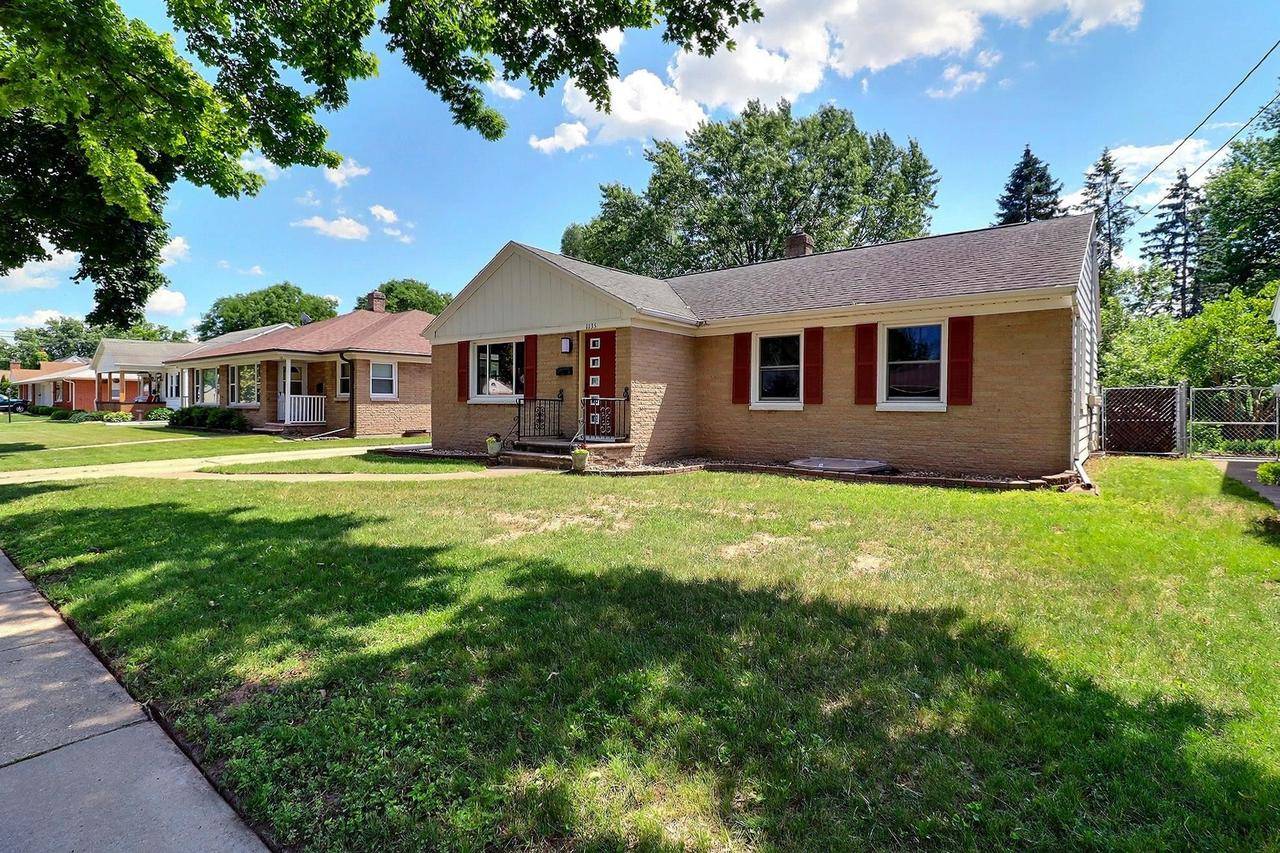 1135 OREGON STREET, Green Bay, WI 54303