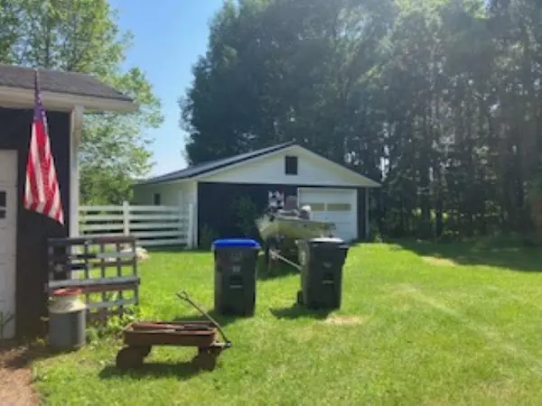 Shawano, WI 54166,W6765 LAKE DRIVE