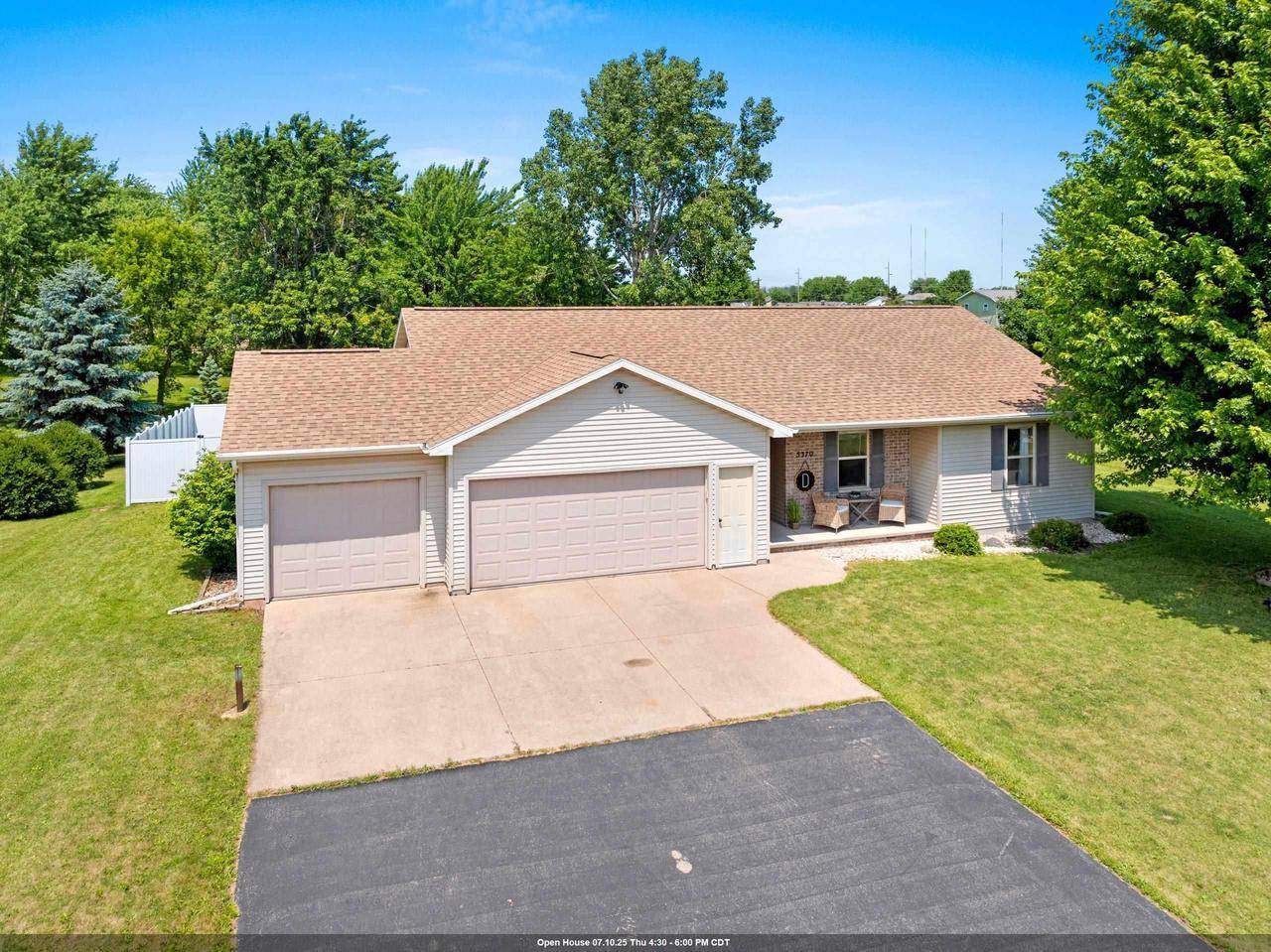 W5370 AMY AVENUE, Appleton, WI 54915