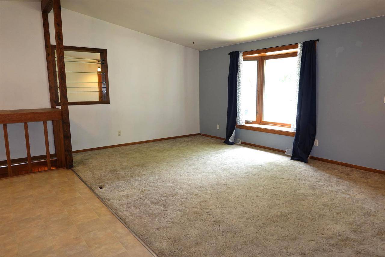 North Fond Du Lac, WI 54937,412 SOUTHVIEW DRIVE