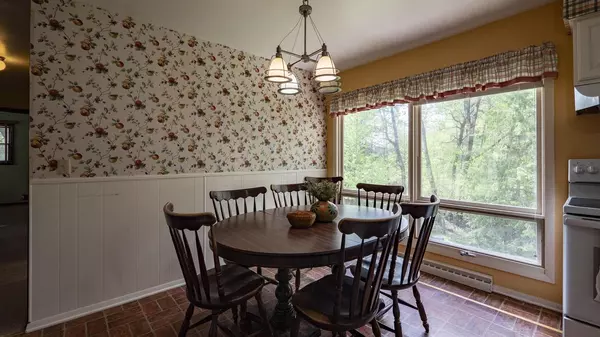 Waupaca, WI 54981,N2757 SHADOW ROAD