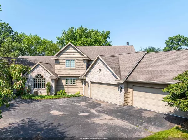 1749 HAWTHORNE HEIGHTS DRIVE, De Pere, WI 54115