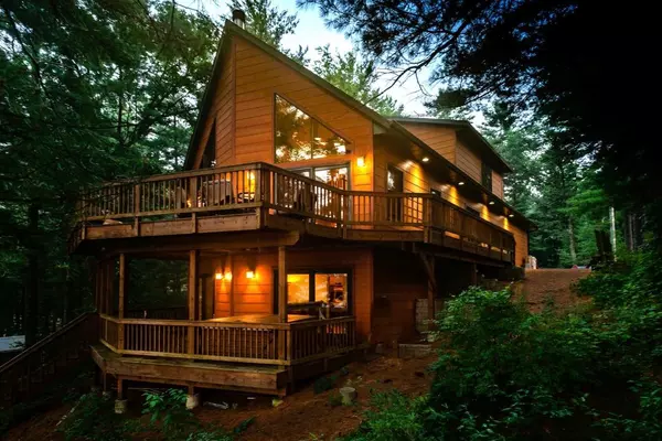 W4622 S PEARL LAKE ROAD, Redgranite, WI 54970