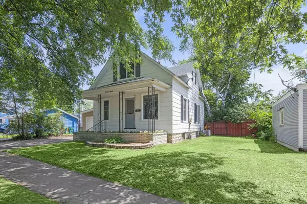 1320 CHURCH STREET, Marinette, WI 54143