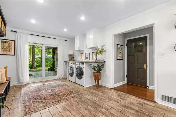 West Bend, WI 53090,1953 BIRCH TERRACE