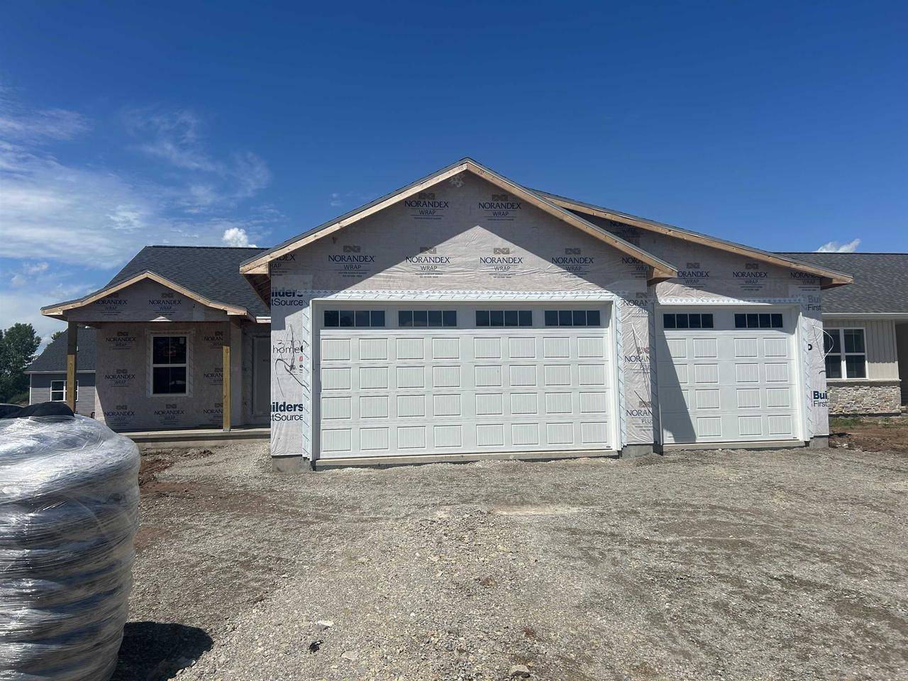 3767 E CALLALILLY LANE, Appleton, WI 54913