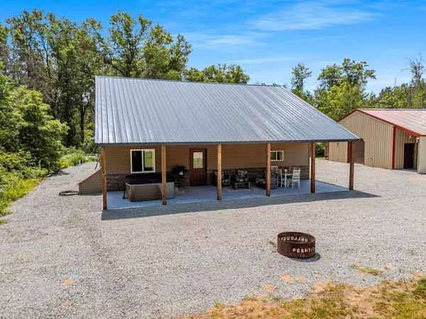 W13687 MERLIN LANE, Crivitz, WI 54114