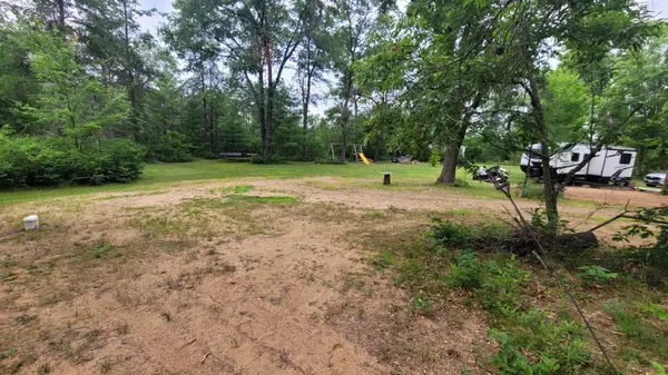 Crivitz, WI 54114,W11249 SAGEWOOD TRAIL