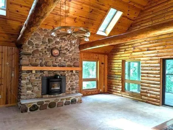 Wautoma, WI 54982,N3106 MOUNTAIN SHADOW LANE