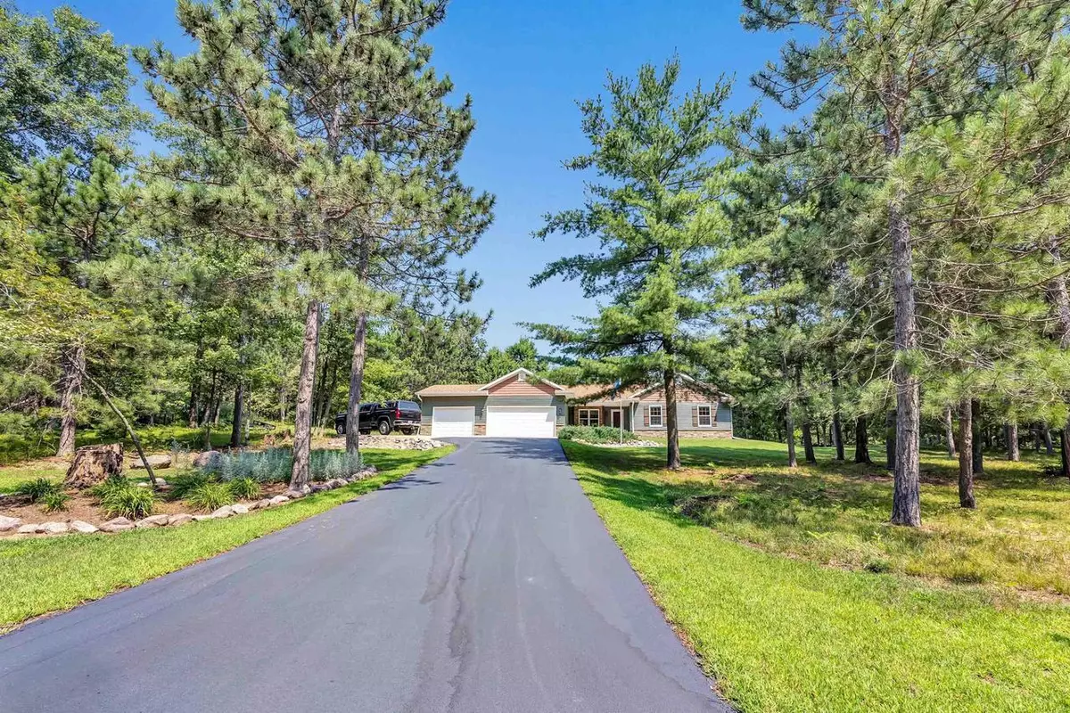 Shawano, WI 54166,W5854 N OAK PARK CIRCLE