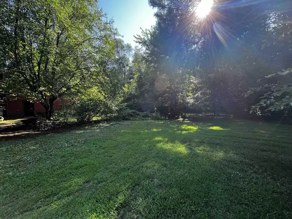 Waupaca, WI 54981,N2769 TAYLOR COURT