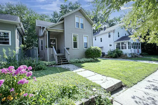 Oshkosh, WI 54901,1119 WAUGOO AVENUE