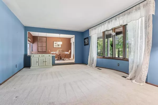 Neenah, WI 54956,8360 CLAYTON AVENUE