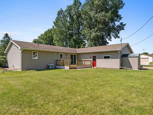 Sturgeon Bay, WI 54235,1510 IOWA PLACE