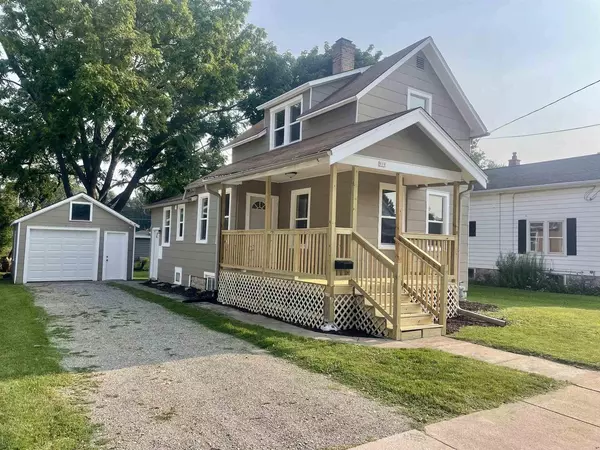 Oshkosh, WI 54902,919 W 12TH AVENUE