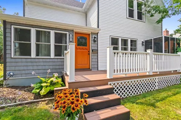 Kaukauna, WI 54130,105 W 6TH STREET