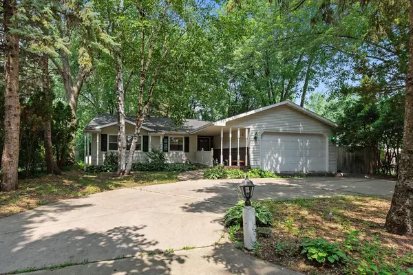 840 W SOUTH PARK AVENUE, Oshkosh, WI 54902