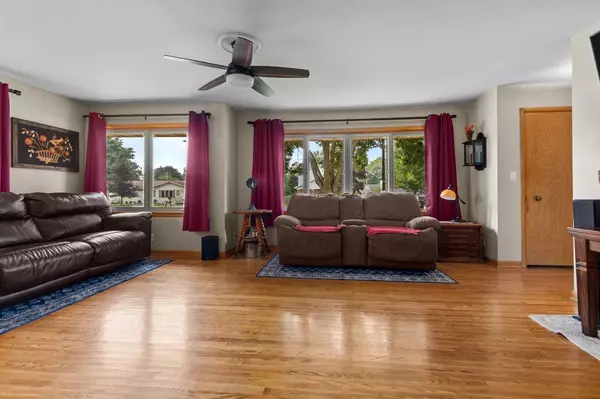 Shawano, WI 54166,1036 S MAIN STREET