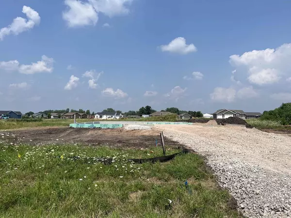 Omro, WI 54963,5304 FENCELINE LANE