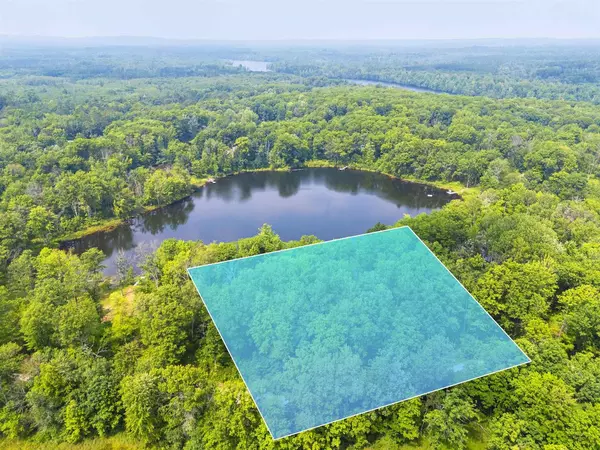 N10423 LOIS LANE, Crivitz, WI 54114