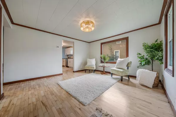 Kaukauna, WI 54130,1204 MAIN AVENUE