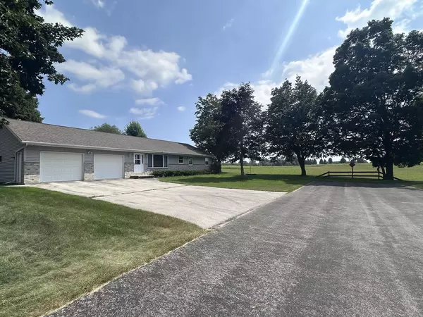 Casco, WI 54205,512 MAPLE STREET