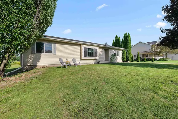 Brandon, WI 53919,330 CARLYLE COURT