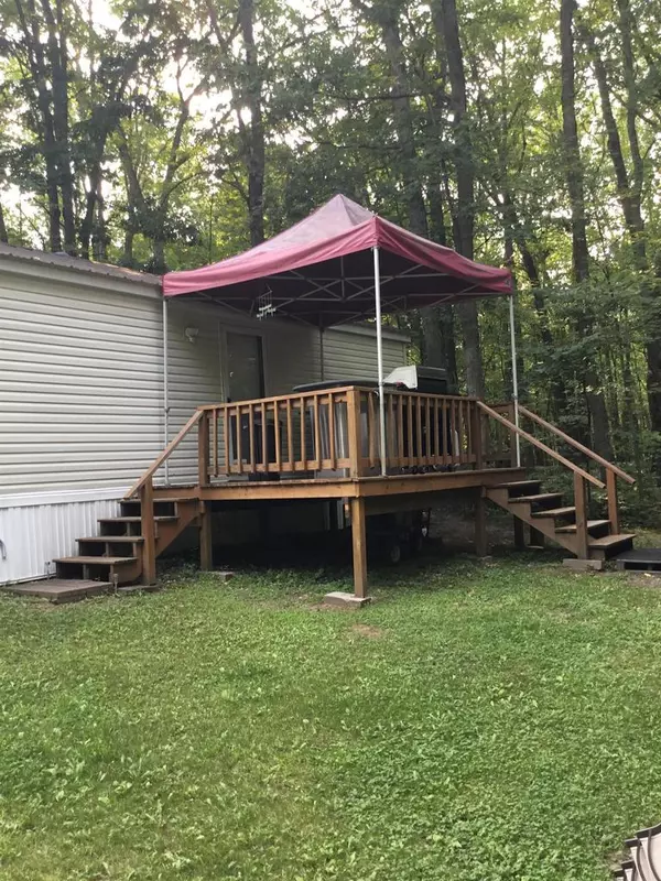 Crivitz, WI 54114,N8137 KITTY DELL LANE