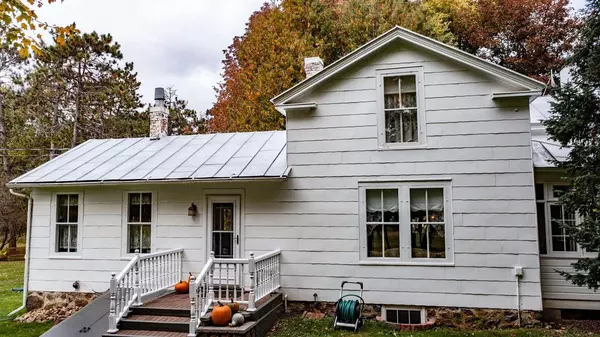 Iola, WI 54945,N7929 COUNTY ROAD J