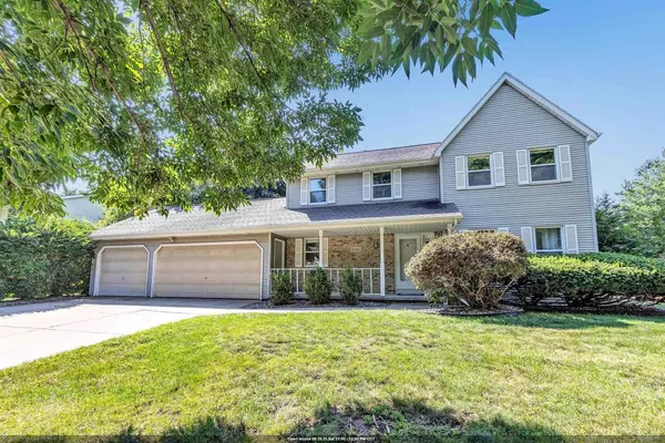 2981 FLEETWOOD DRIVE, Green Bay, WI 54313
