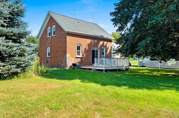 9216 SCHOOL ROAD, Brussels, WI 54204