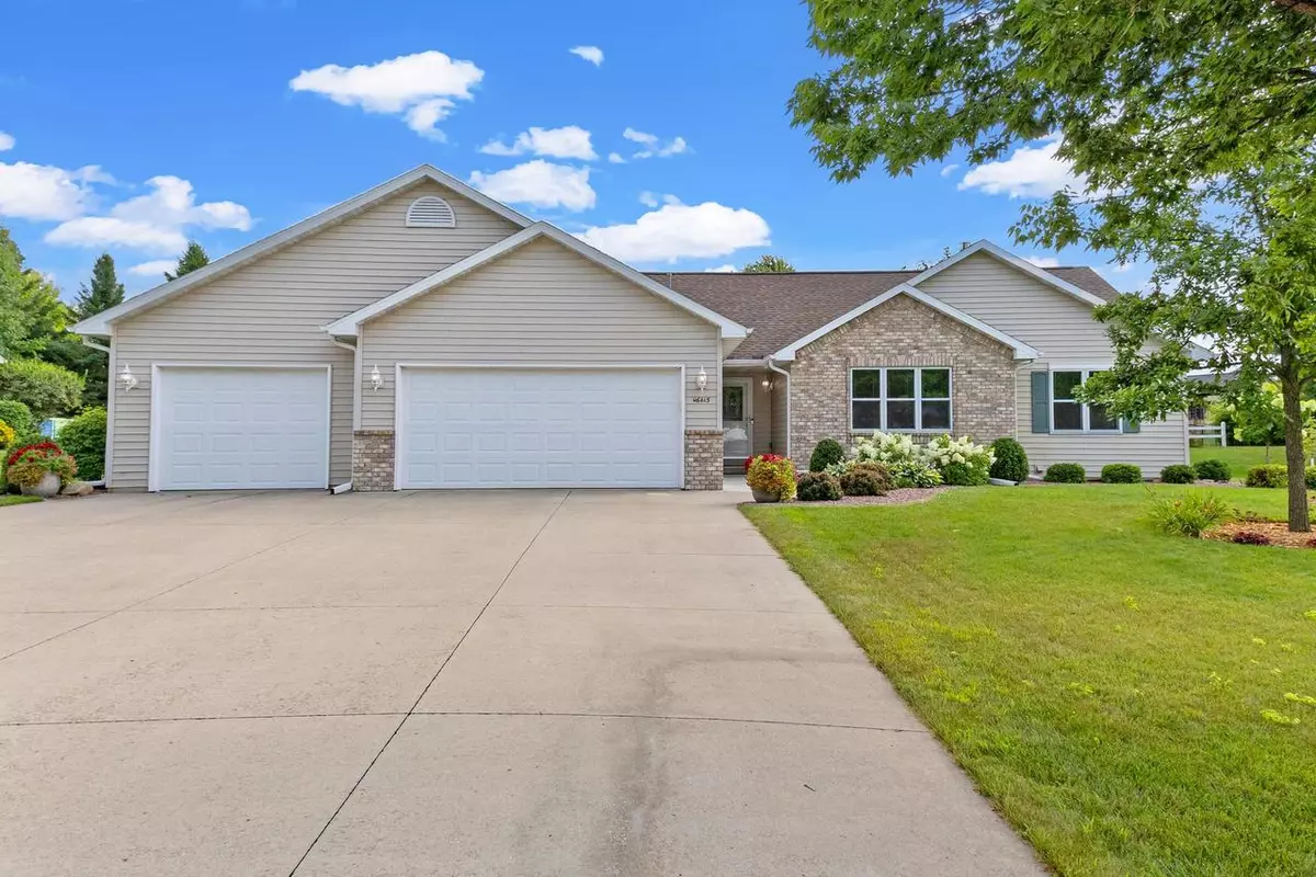 Greenville, WI 54942,W6415 BOONESBOROUGH DRIVE