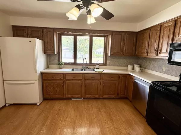 Kimberly, WI 54136,326 WELHOUSE DRIVE