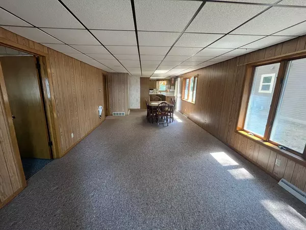 Clintonville, WI 54929,N2711 RUSTIC DRIVE