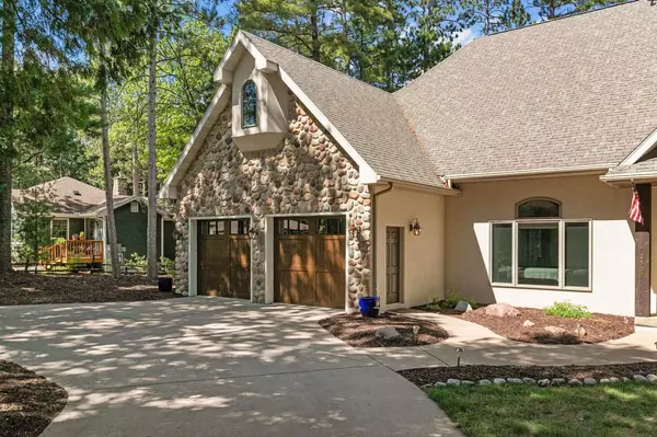 Waupaca, WI 54981,N2597 CARMANY LANE