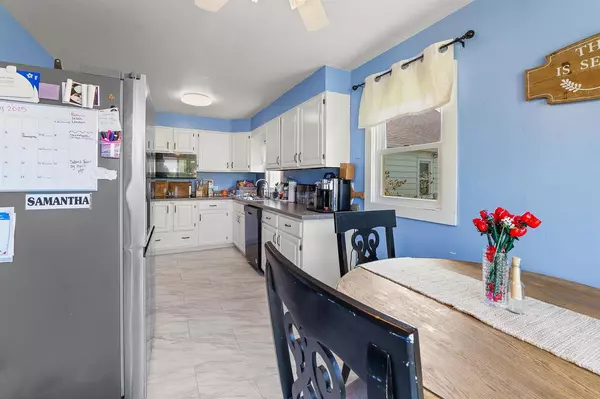 Fond Du Lac, WI 54935,564 VINE STREET