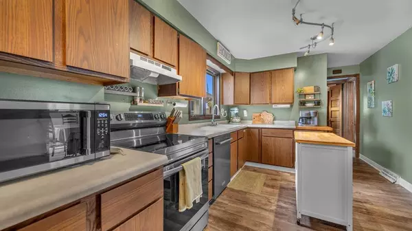 Sheboygan, WI 53081,1324 S 17TH STREET