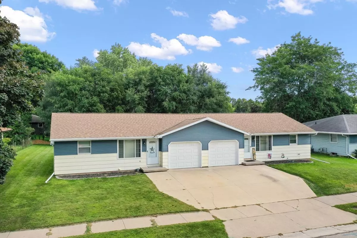 Kaukauna, WI 54130,902 MILLER LANE