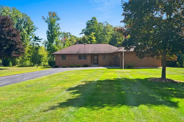 Mountain, WI 54949,14994 SHADOW LAKE ROAD