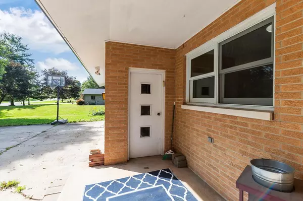 Appleton, WI 54913,N3769 HILLVIEW DRIVE