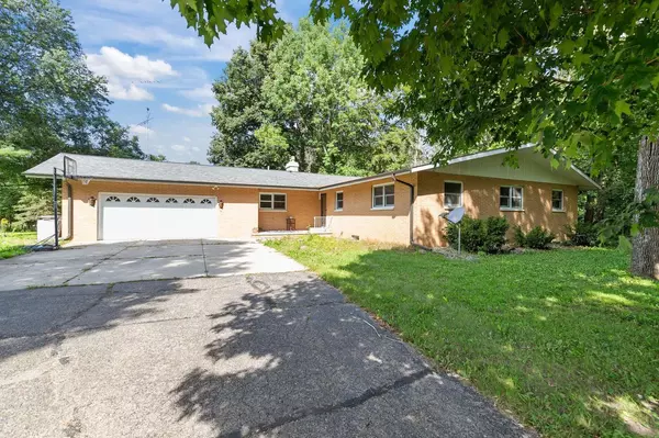 N3769 HILLVIEW DRIVE, Appleton, WI 54913