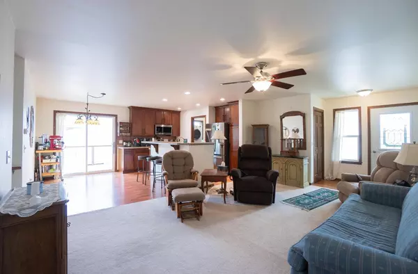 Fond Du Lac, WI 54935,106 COUNTRY CIRCLE