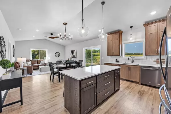 Abrams, WI 54101,2765 COUNTY ROAD EE