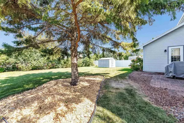 De Pere, WI 54115,1981 PIKE LANE