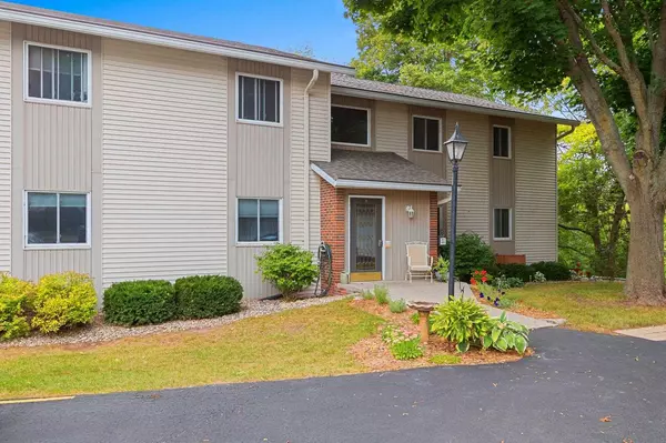 1 ALTENDORF PLACE, Kaukauna, WI 54130