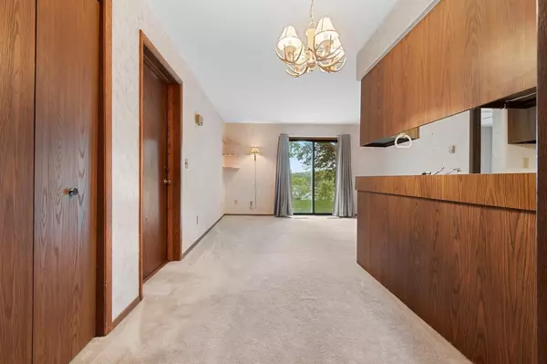 Kaukauna, WI 54130,1 ALTENDORF PLACE