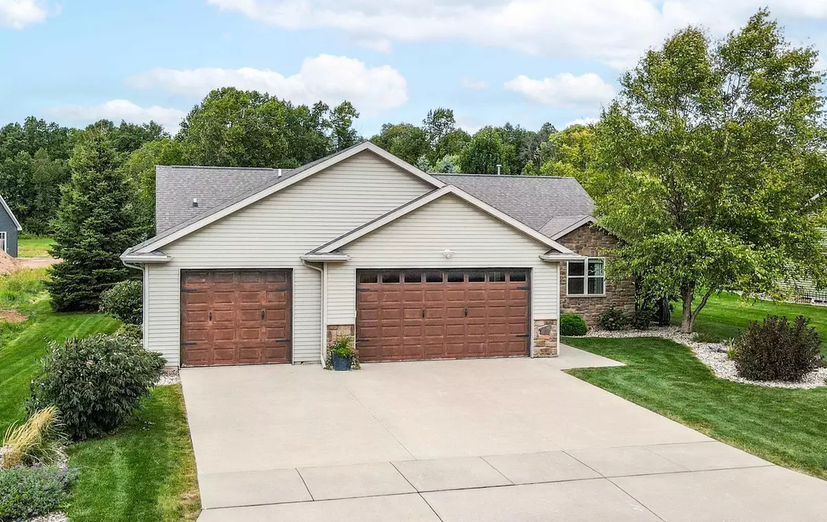 Menasha, WI 54952,3026 WINNIPEG STREET